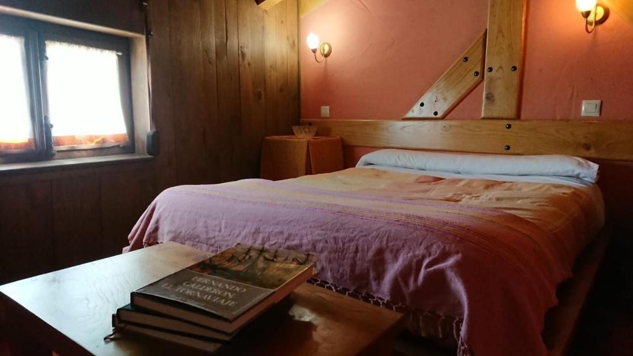 Hostal Artesano I y III Navarredonda Exterior foto