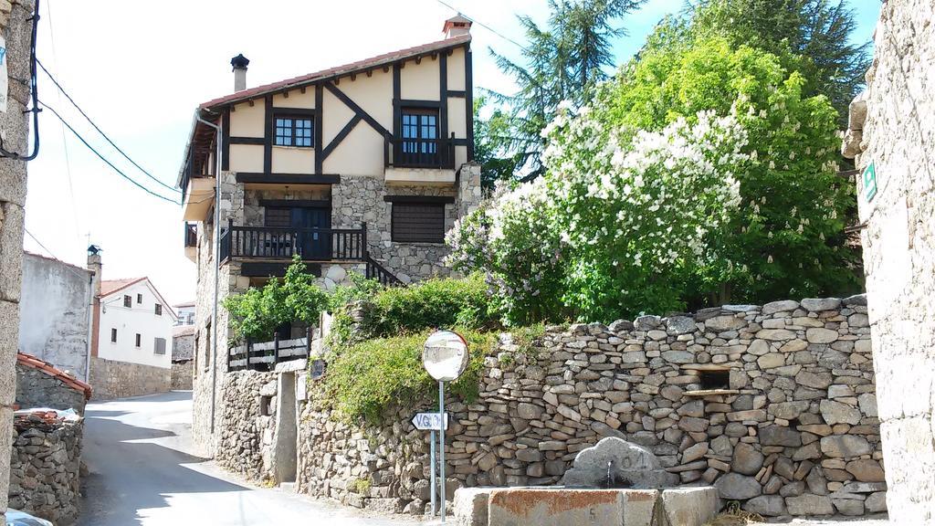 Hostal Artesano I y III Navarredonda Exterior foto