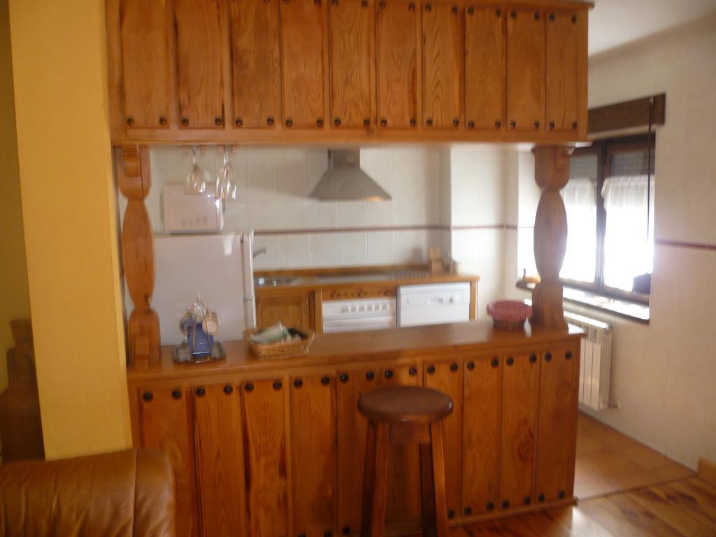Hostal Artesano I y III Navarredonda Exterior foto